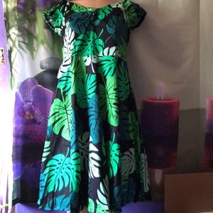 New Mute Lamb Tropical Dress Size 8/10 Women’s